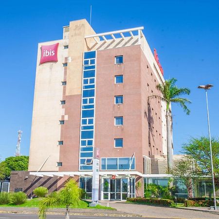 Hotel Ibis Lins Zewnętrze zdjęcie