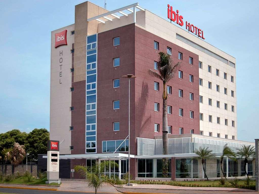 Hotel Ibis Lins Zewnętrze zdjęcie