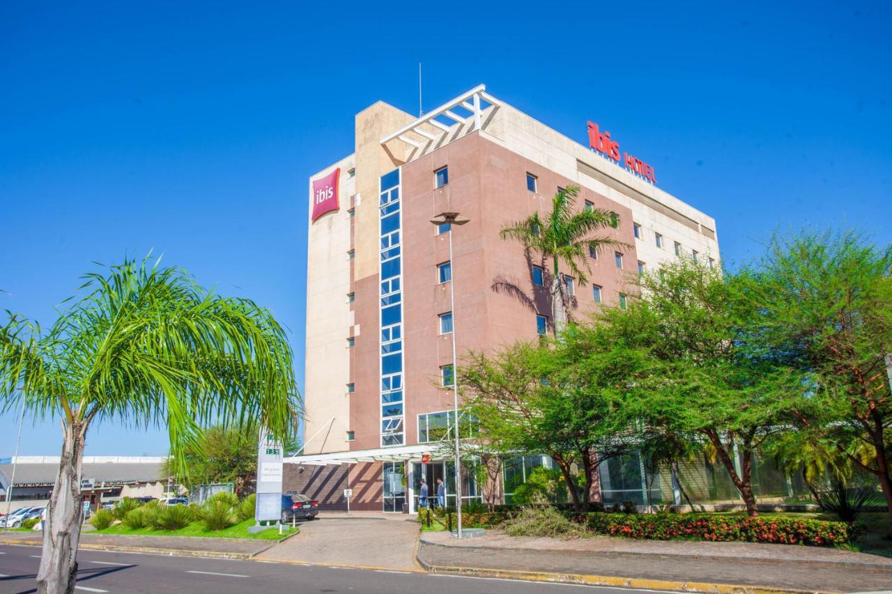 Hotel Ibis Lins Zewnętrze zdjęcie