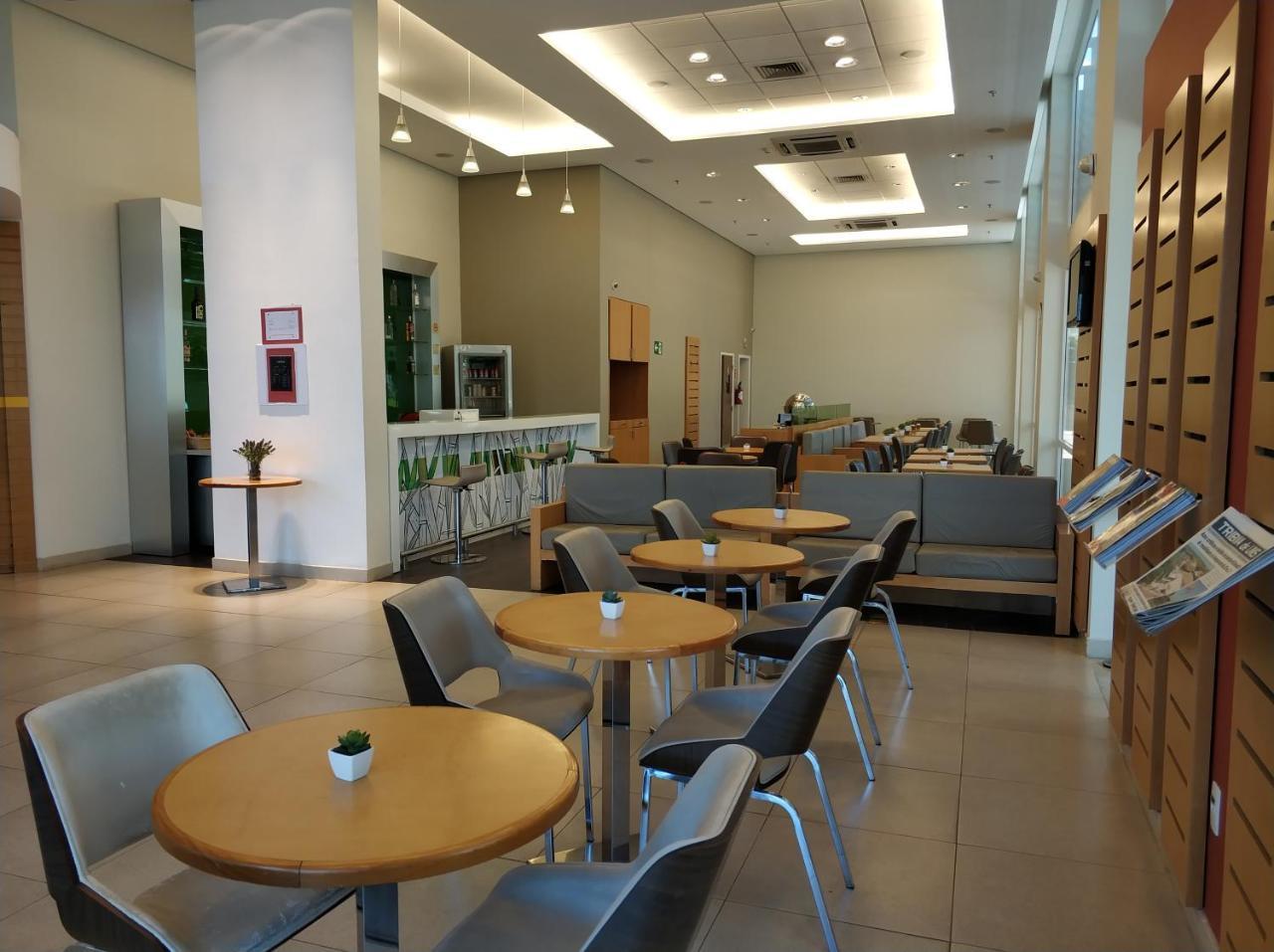 Hotel Ibis Lins Zewnętrze zdjęcie